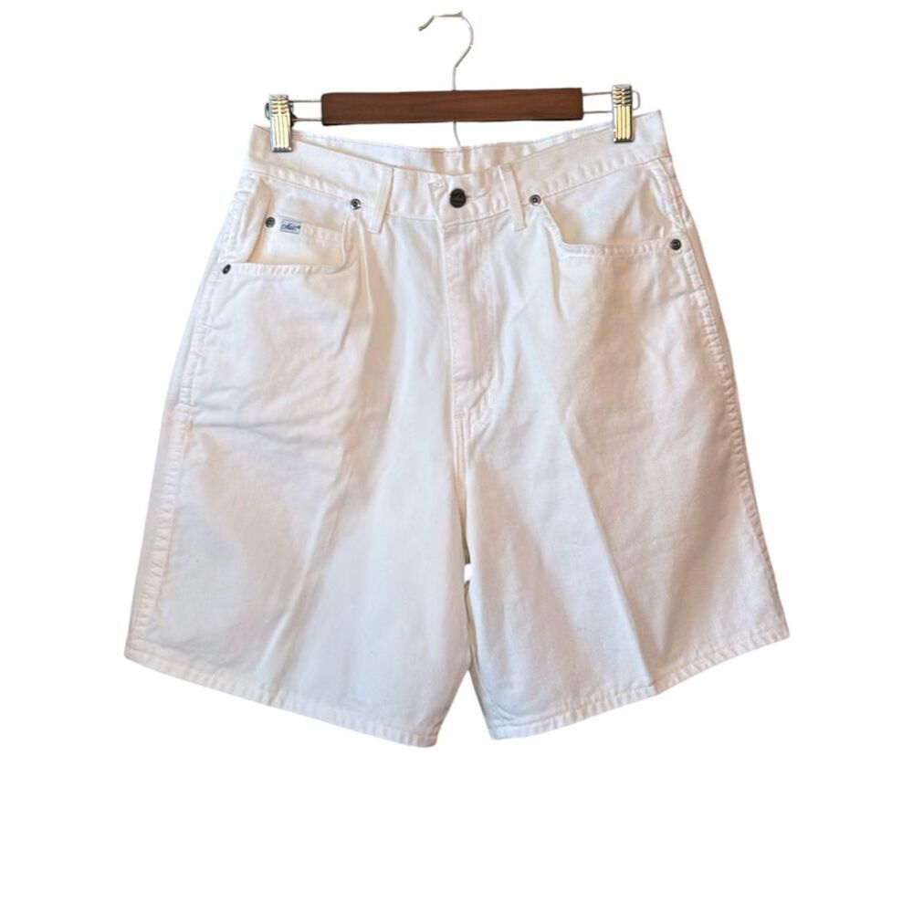 CHIC Vintage 80s High Waisted White Denim Mom Shorts Made In USA